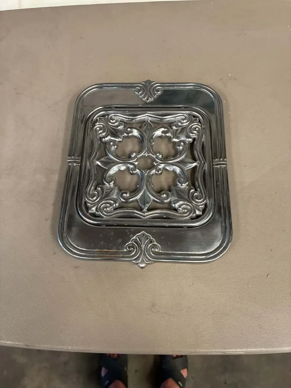 Lenox Butler's Pantry Metal Expanding Trivet